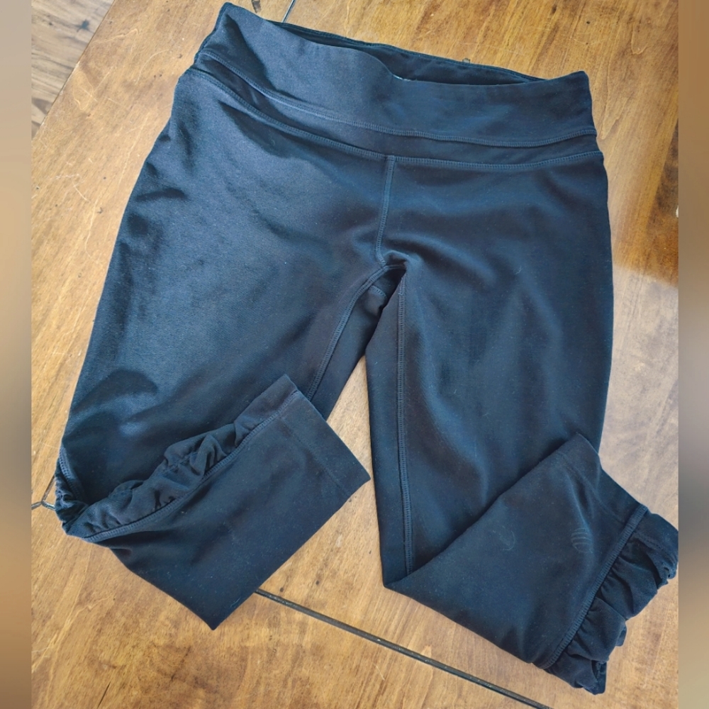 ‼️MPG Black Crop Leggings
